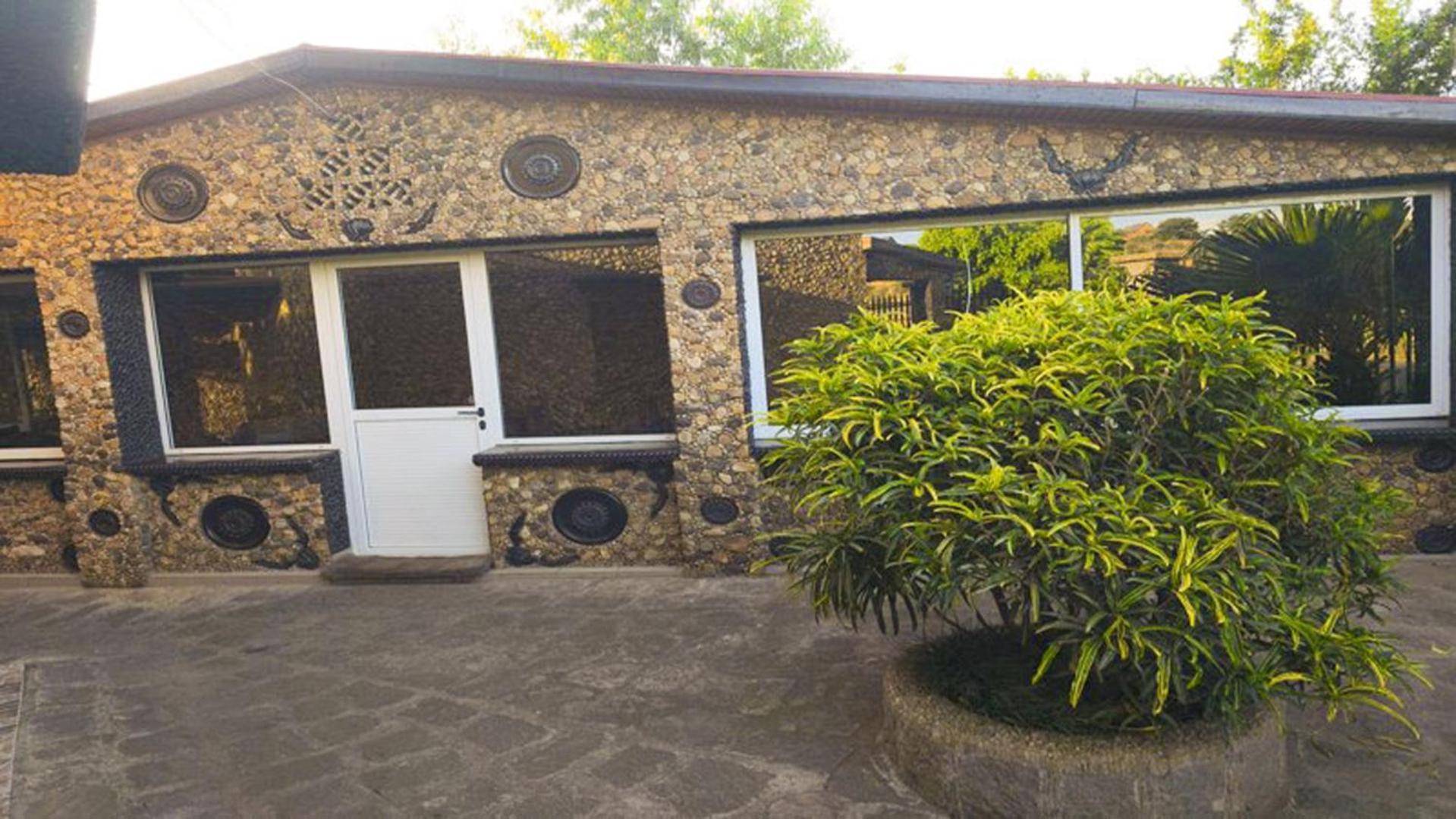 Hotel Restaurant Le Miamiam Glouglou Ambositra Exteriér fotografie